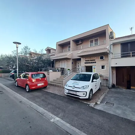 Ryanair's Family With Pool Villa