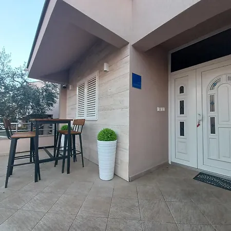 Ryanair's Family With Pool Villa Zadar